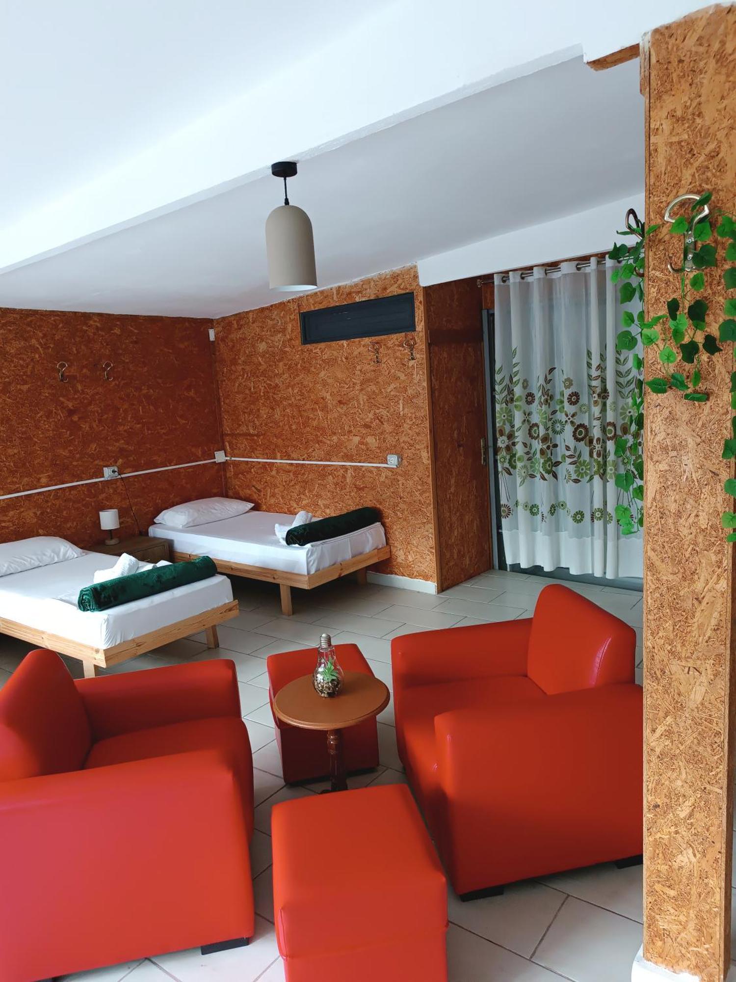 Guesthouse Eva Duplex Apartment Berat Esterno foto